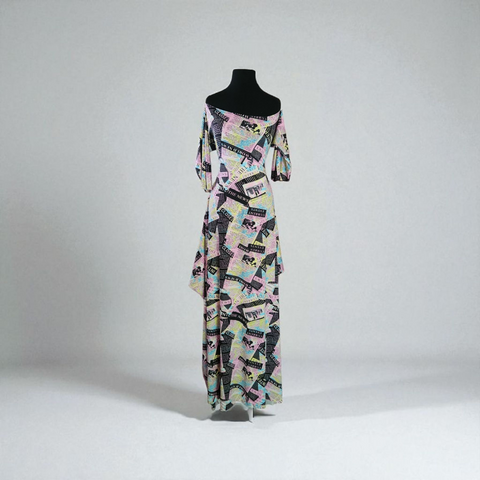 The News Dress